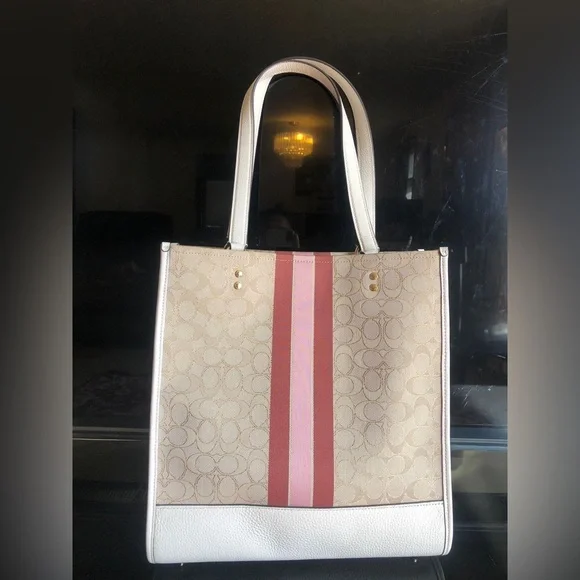 NWT COACH Dempsey Tote In Signature Jacquard With Stripe And Coach Patch
